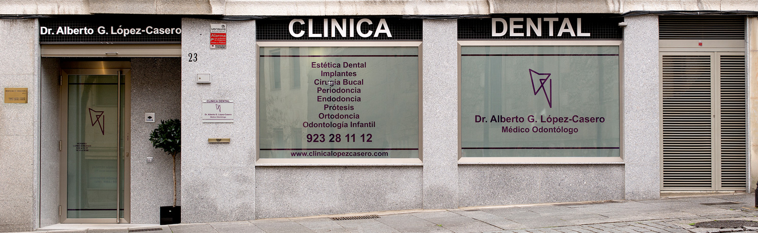 Fachada Clnica dental Dr. Alberto G. Lpez-Casero